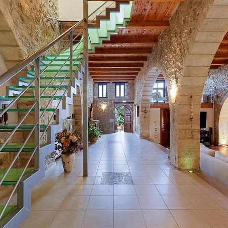 Candice Villa Maroulas