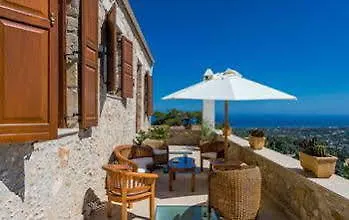 Candice Villa Maroulas
